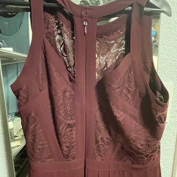 City Chic - Paneled bodice maxi dress - plum - Picture 5 of 6